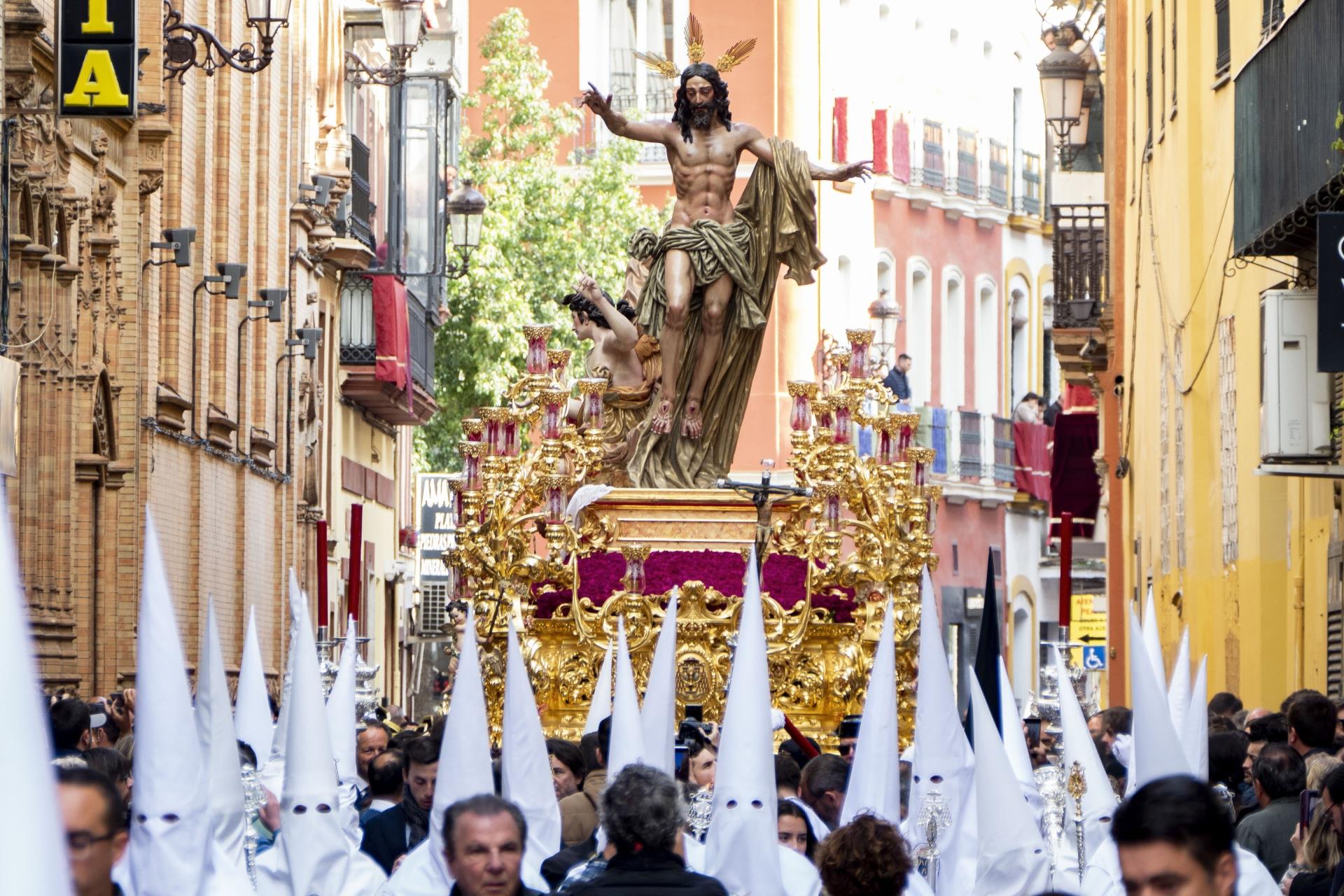 La Setmana Santa de Sevilla 2023: Història, Fe i Espectacle a Punt de Començar