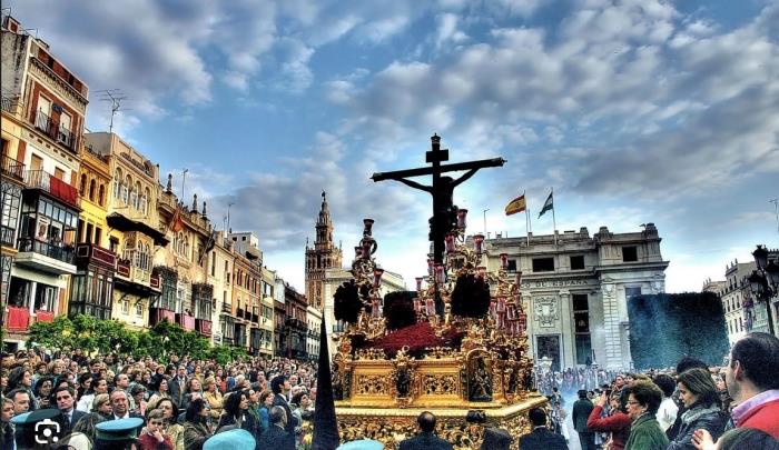 Siviglia è già preparata per la Settimana Santa