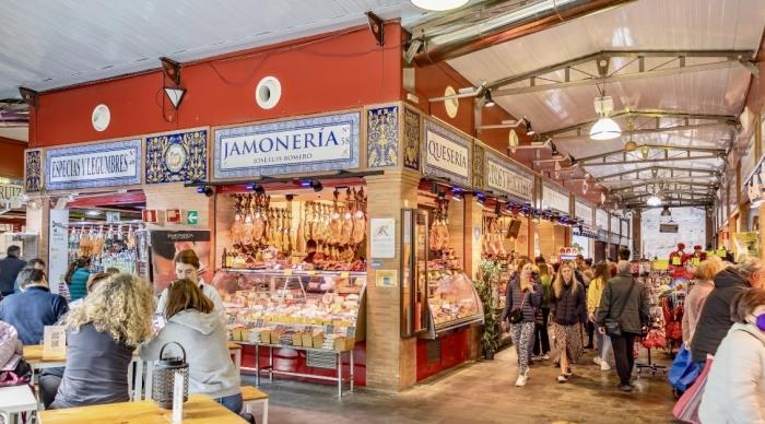 Il Mercato di Triana de Siviglia: Un Lusso per i Sensi