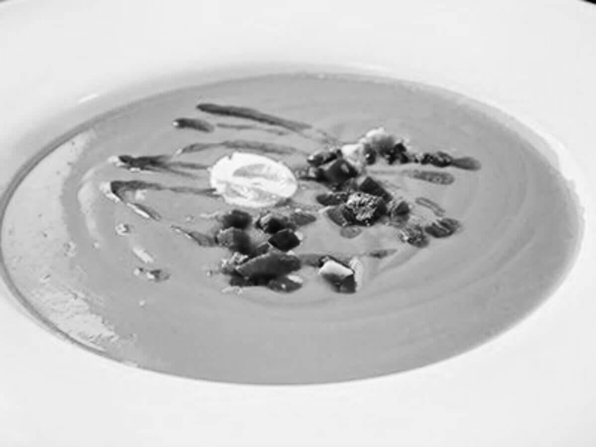 Comer El Salmorejo Cordobés