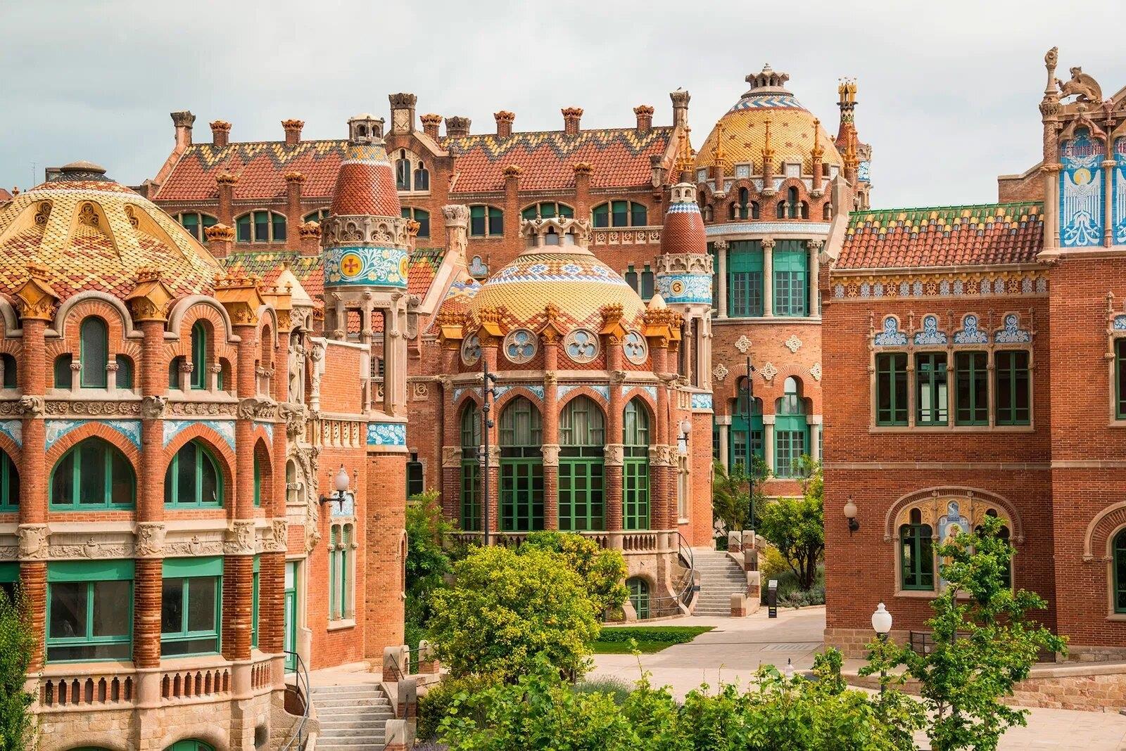 El Modernismo en Barcelona: La Revolución Arquitectónica que Transformó Barcelona