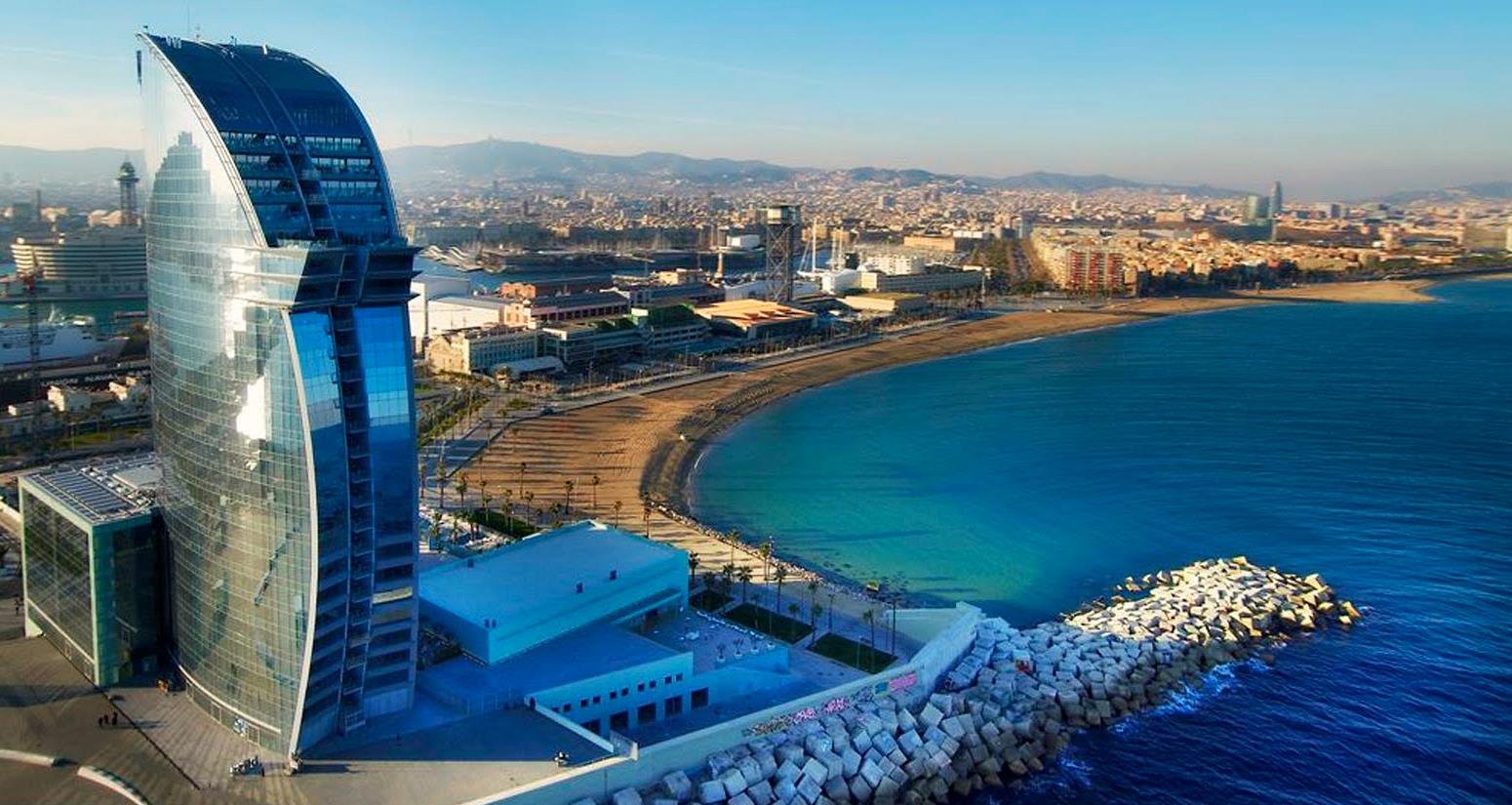 La Platja de la Barceloneta: el pla perfecte per rebre la Calor a Barcelona