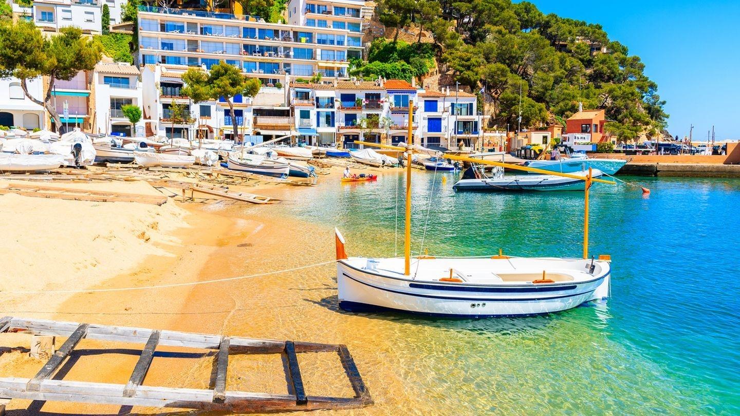 Llafranc y sus Playas, la Bahía más Elegante de la Costa Brava