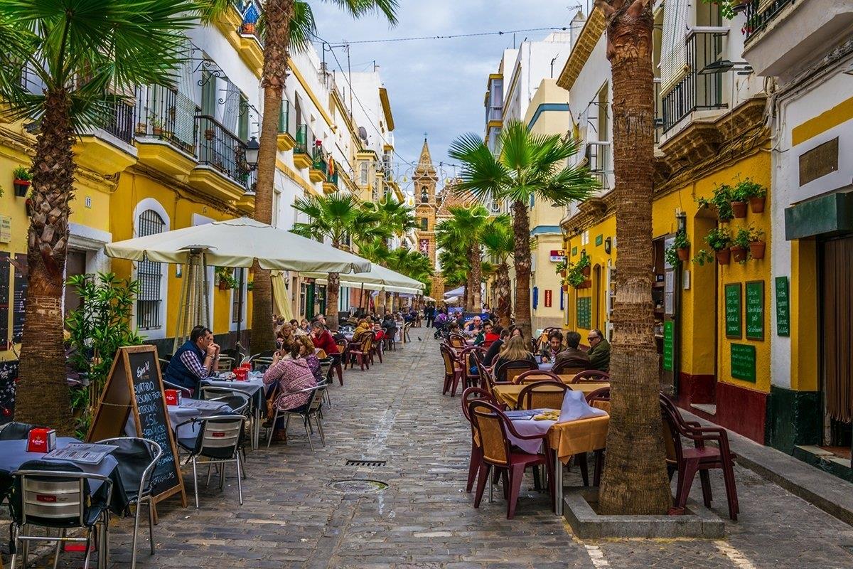 Barrio de la Viña, El Corazón Más Auténtico y Carnavalero de Cádiz