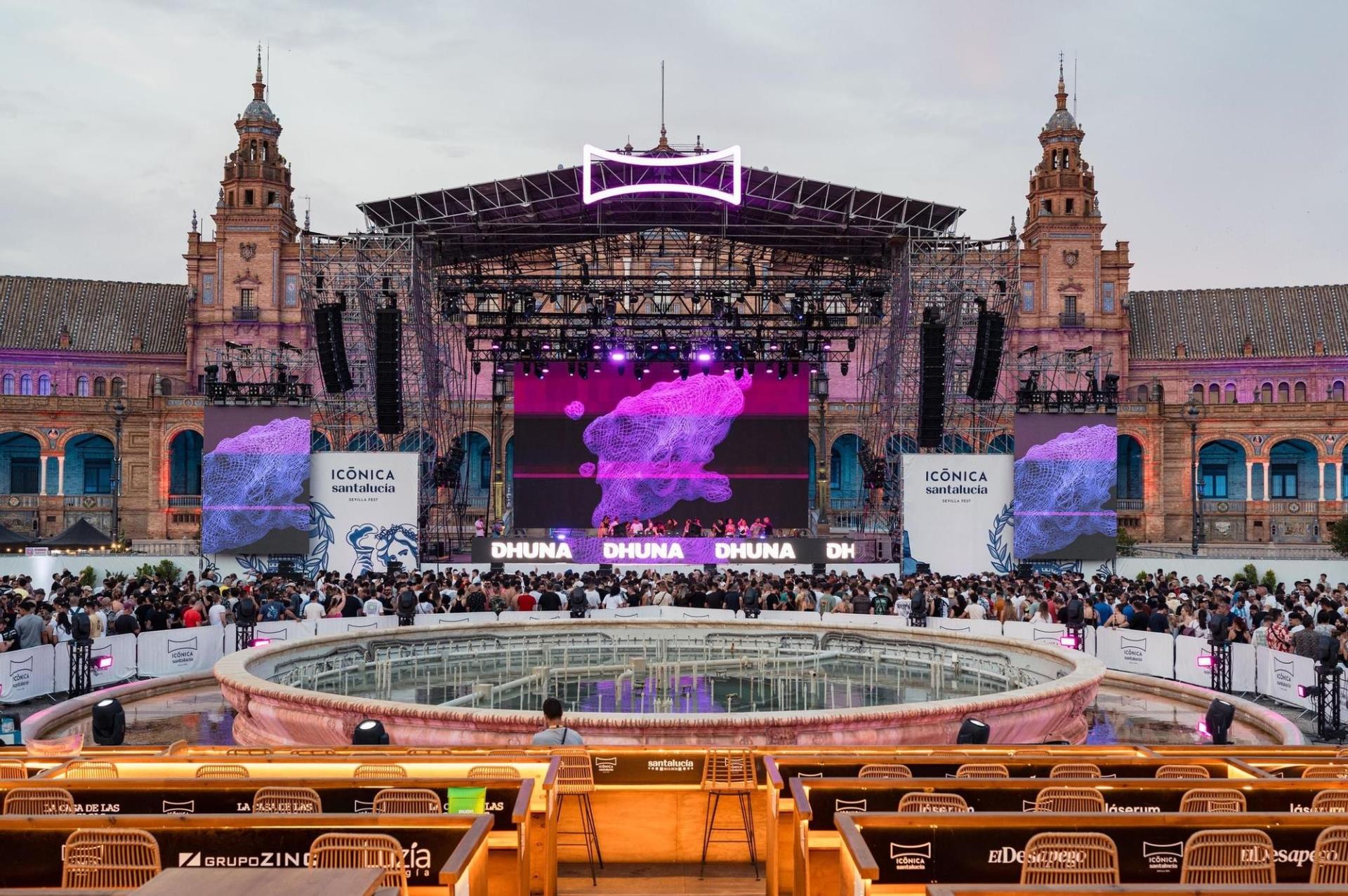 Icónica Santalucía Sevilla Fest 2026, Música, Estrellas y Lujo en la Plaza de España