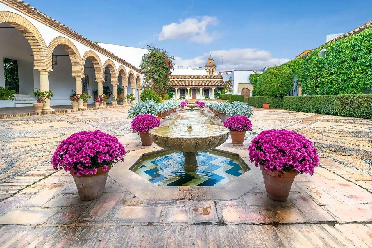 El Palacio de Viana, la Casa de los Doce Patios que Enamora a Córdoba