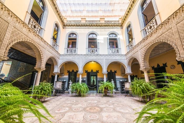Palacio de la Condesa de Lebrija, la Casa que esconde Mosaicos Romanos en Sevilla