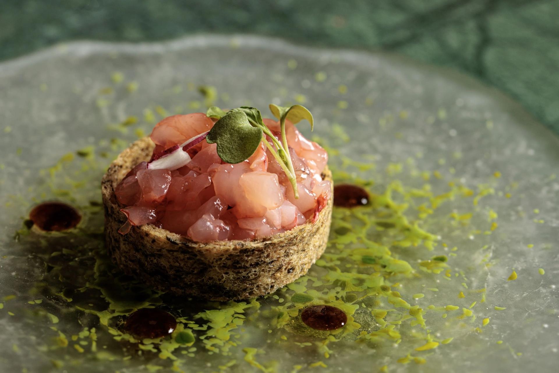 Restaurante Tribeca en Sevilla, Alta Cocina de Mercado con Flota propia de Pesca